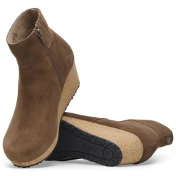 Ebba - Dark Tea Suede