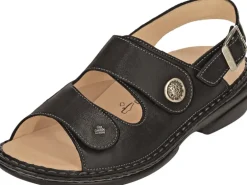 Isera - Black