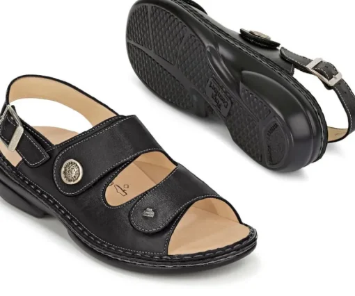 Isera - Black